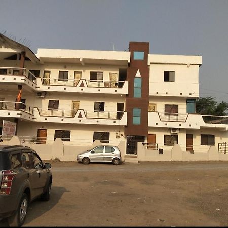 شقة Shivam Residency Ellora المظهر الخارجي الصورة